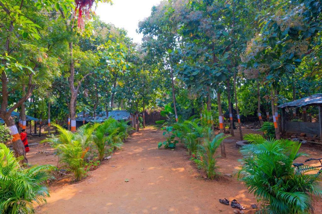 Saptami Hampi Homestay Exterior foto