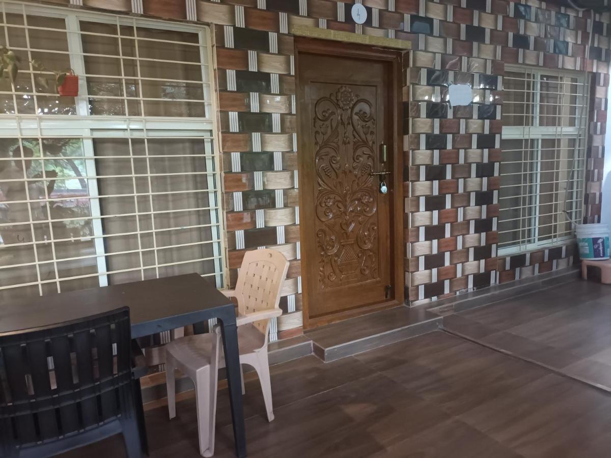 Saptami Hampi Homestay Exterior foto